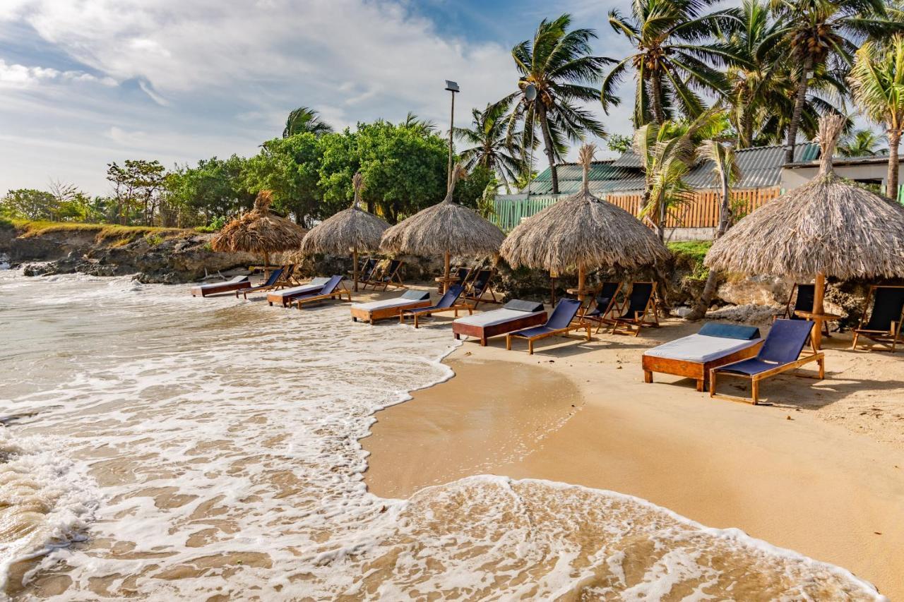 Palmarito Beach Hotel Тьерра-Бомба Экстерьер фото