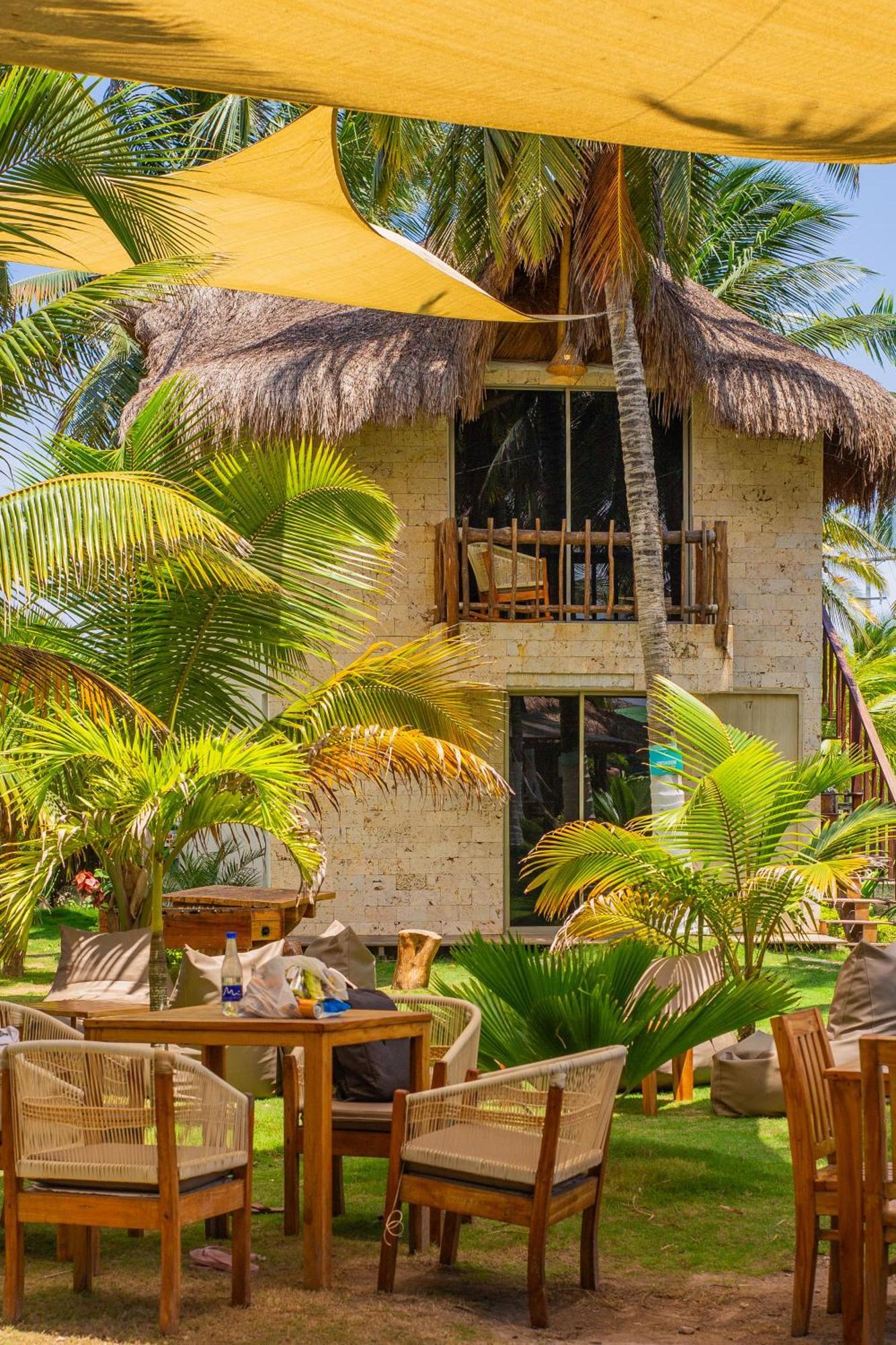 Palmarito Beach Hotel Тьерра-Бомба Экстерьер фото