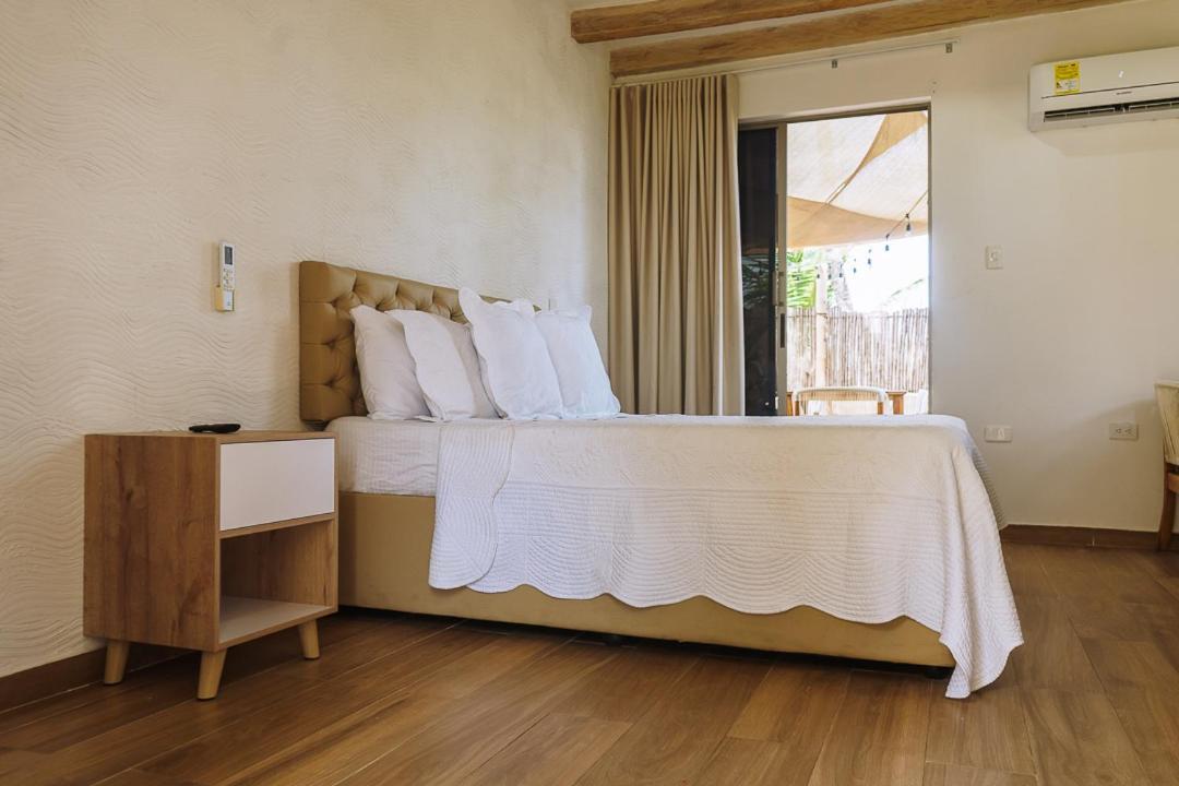 Palmarito Beach Hotel Тьерра-Бомба Экстерьер фото