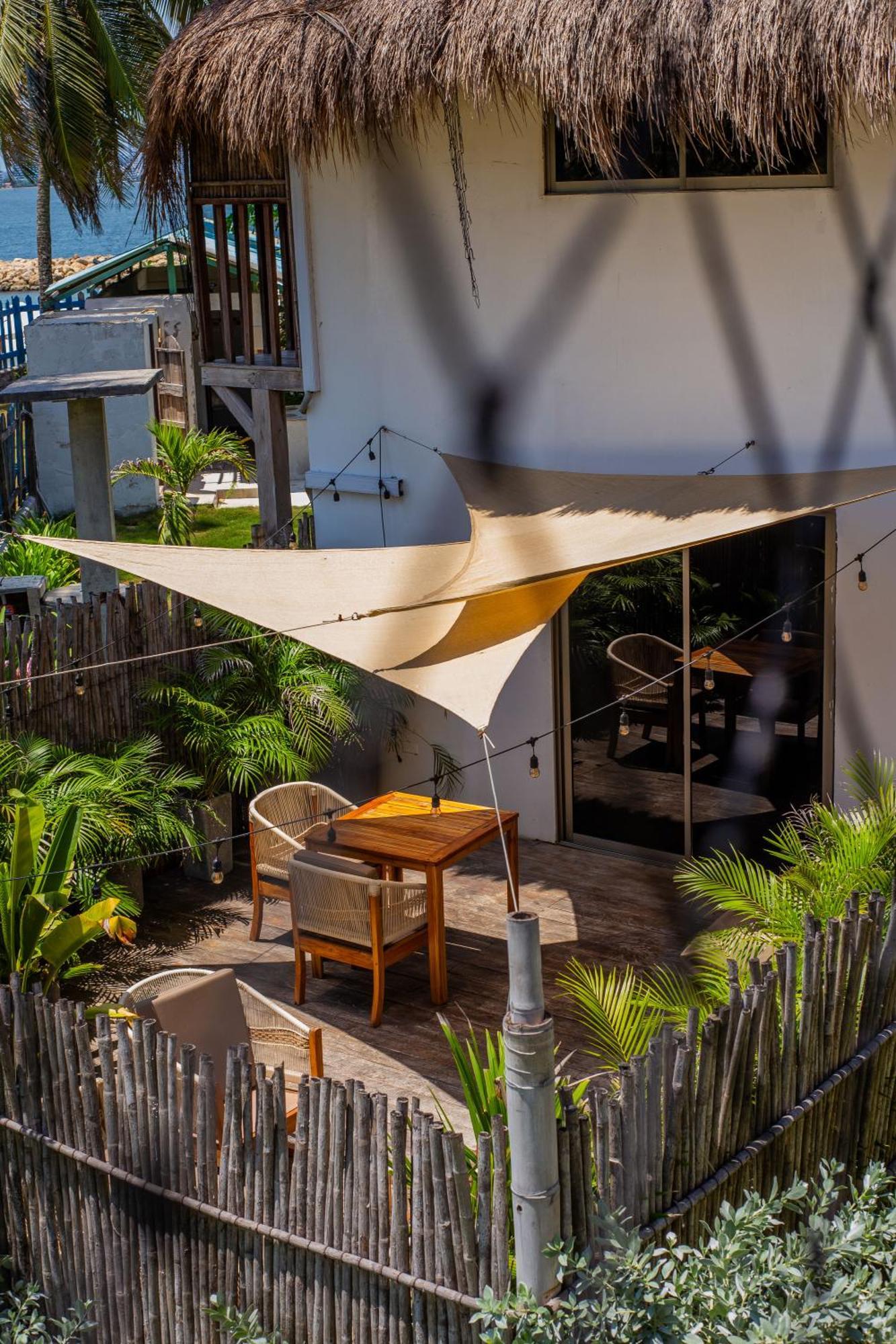 Palmarito Beach Hotel Тьерра-Бомба Экстерьер фото