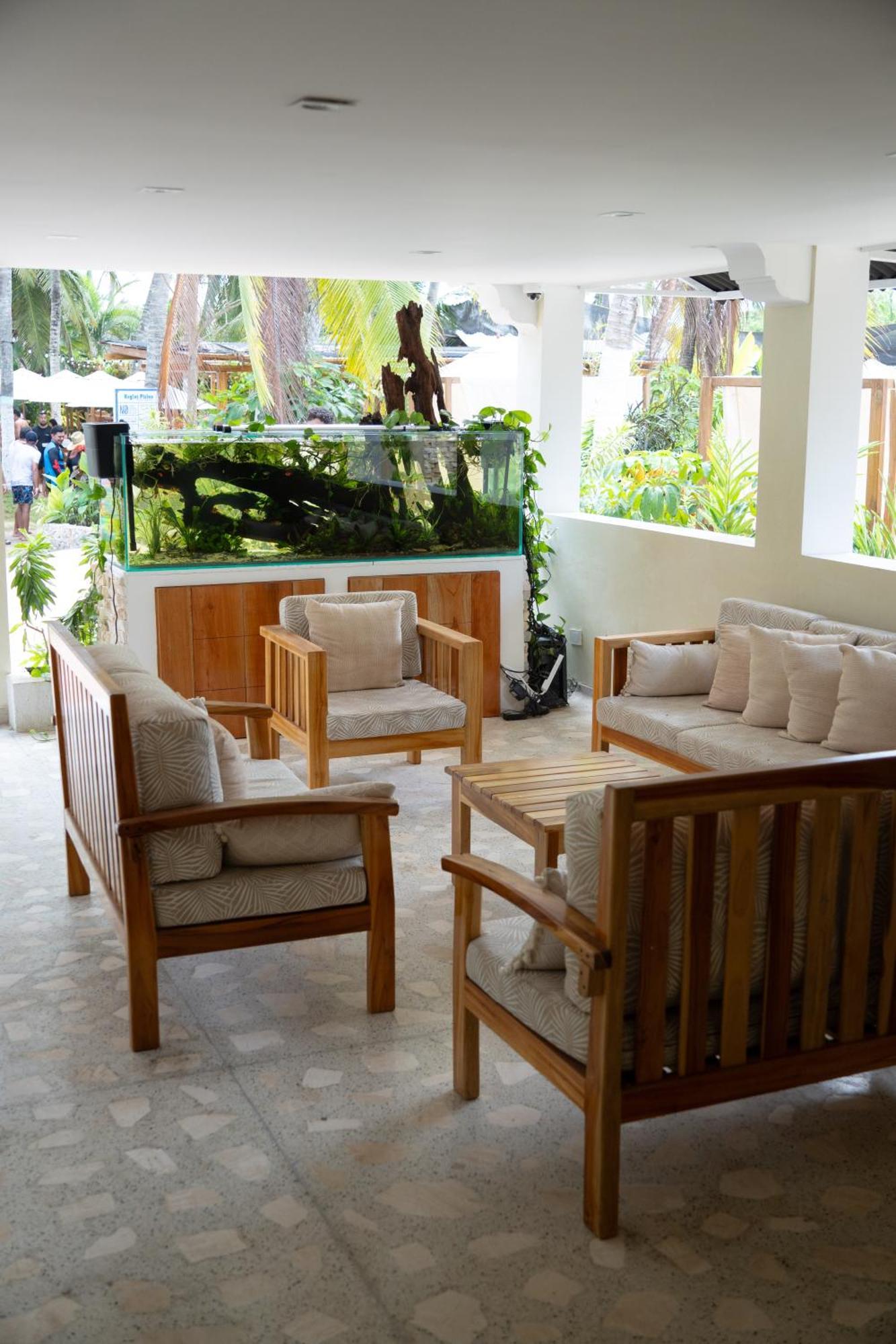 Palmarito Beach Hotel Тьерра-Бомба Экстерьер фото